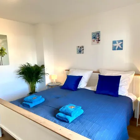 Bright - Xxl-apartment - 10 Guests - 2 - 2 Kitchen - 2 Parking Apartment
