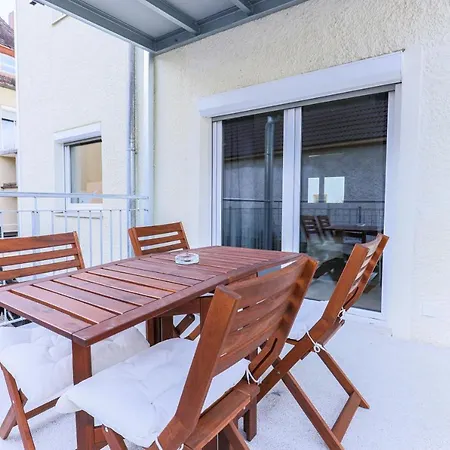 Bright - Xxl-apartment - 10 Guests - 2 - 2 Kitchen - 2 Parking * Augsburg
